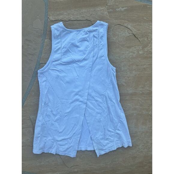 Athleta Foothill Crew Neck Split Back Sleevelss Tank Top. White, Size M - Picture 3 of 3